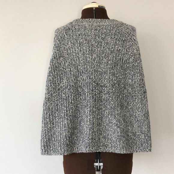 Cozy Grey/Cream Knit Poncho - Picture 3 of 6